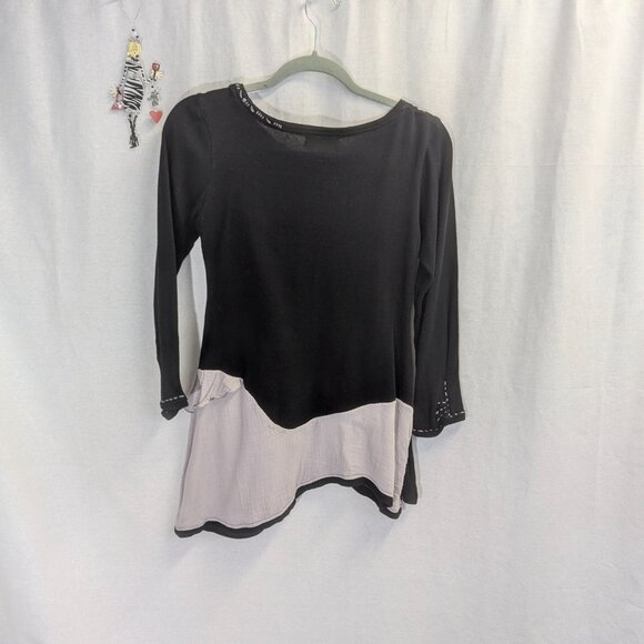 Forla Paris Size Medium Black/Gray Sweater Asymmetrical - Picture 5 of 16